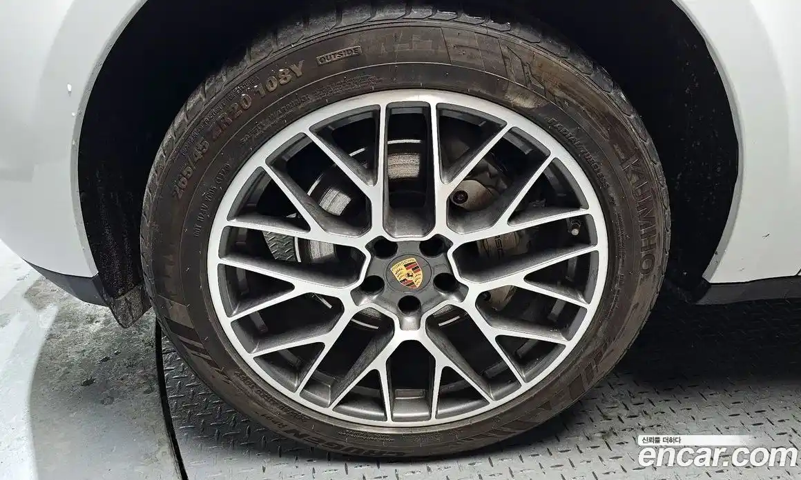 Porsche Macan 2015 3.0 Автомат в Москве № 165285, фото 1