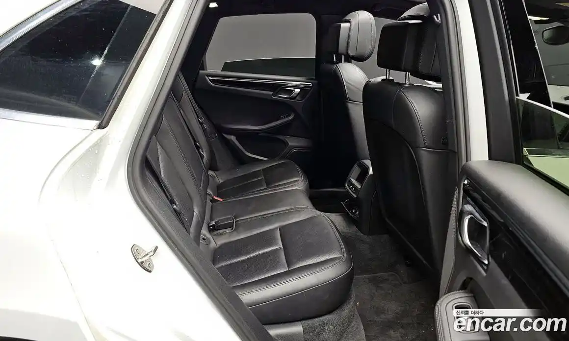 Porsche Macan 2015 3.0 Автомат в Москве № 165285, фото 16