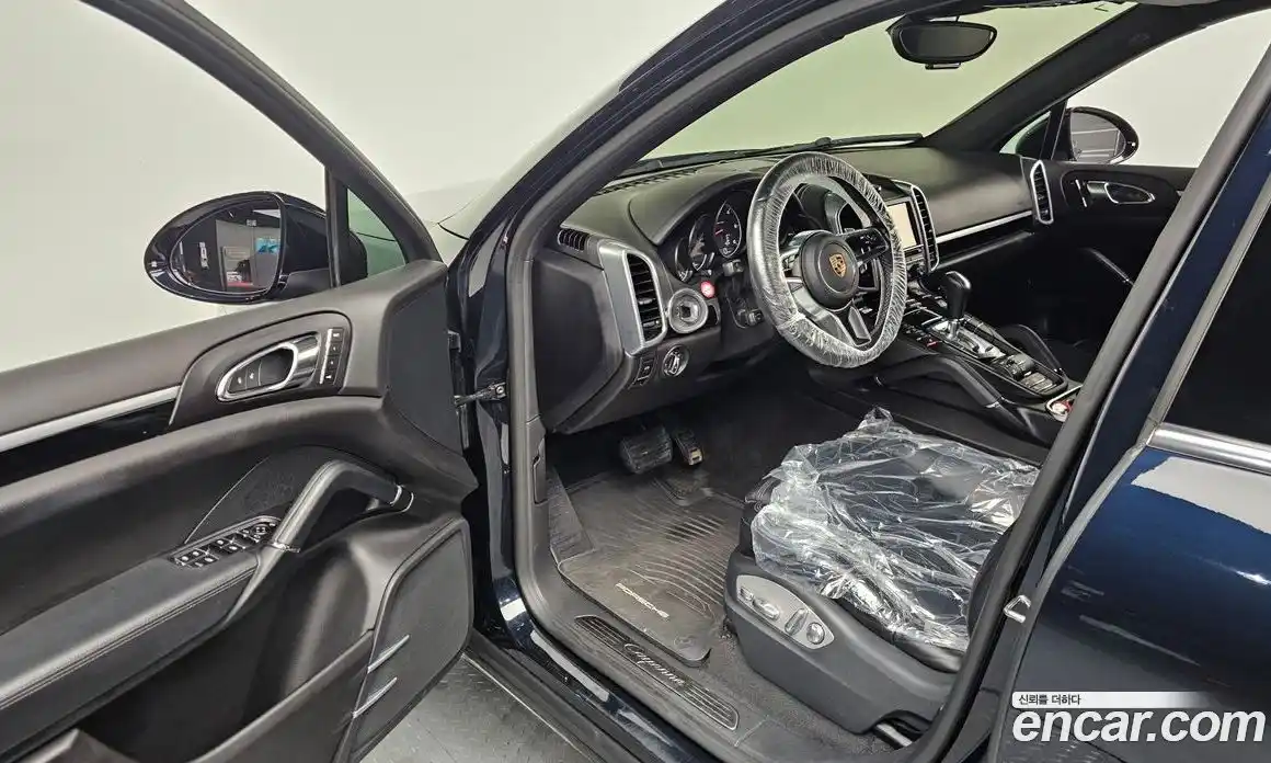 Porsche Cayenne 2016 3.0 Автомат в Москве № 165460, фото 8