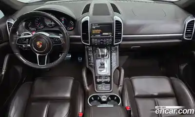 Porsche Cayenne, 2015
