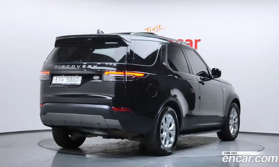 Land Rover Discovery 2018 2.0 Автомат в Москве № 166425, фото 2