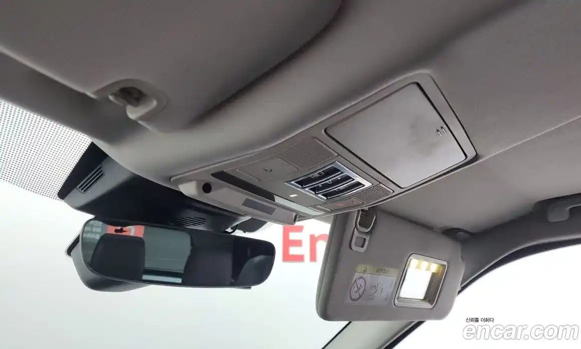 Land Rover Discovery 2018 2.0 Автомат в Москве № 166425, фото 9