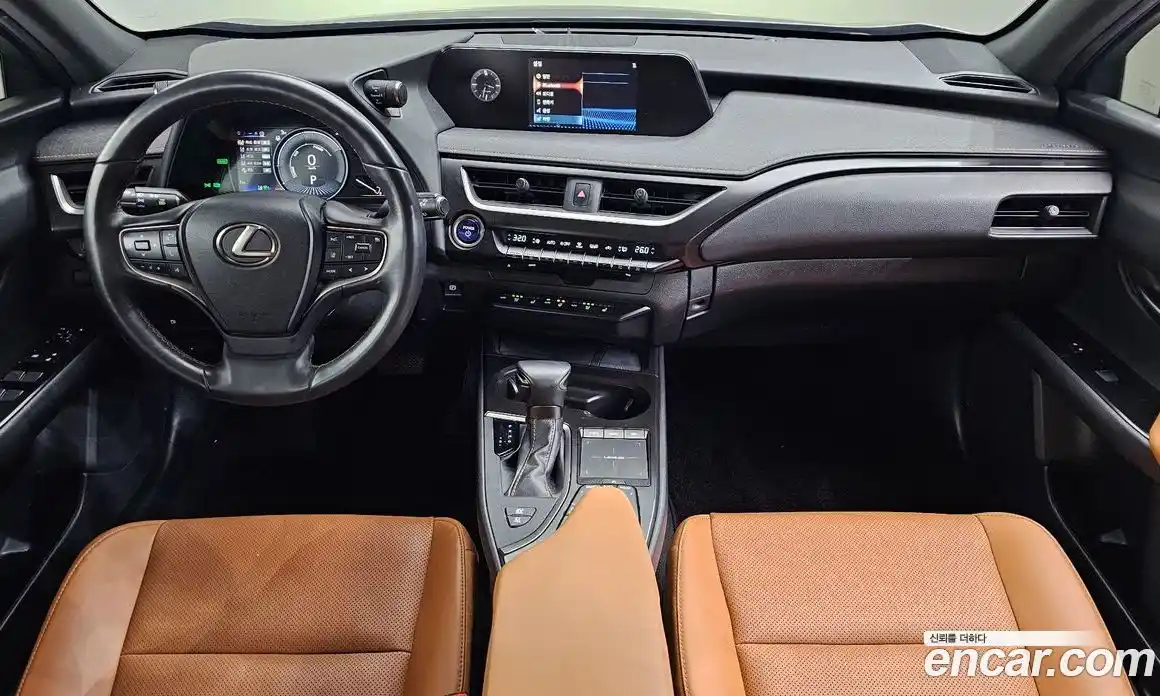 Lexus UX 2022 2.0 Автомат в Москве № 168168, фото 16