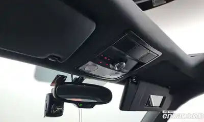 Volkswagen Beatle 2013 2.0 Автомат в Москве № 169095, миниатюра 6