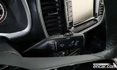 Volkswagen Beatle 2013 2.0 Автомат в Москве № 169095, миниатюра 7