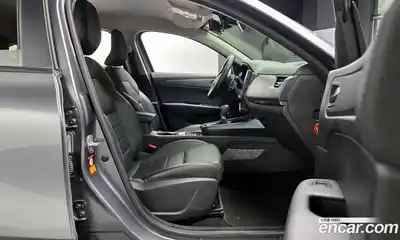 Renault XM3 2021 1.6 Автомат в Москве № 179946, миниатюра 7