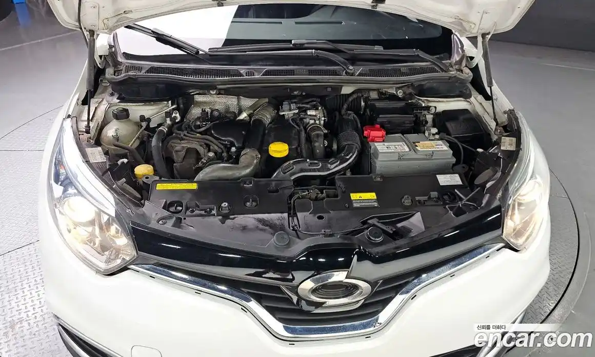 Renault QM3 2017 1.5 Автомат в Москве № 179962, фото 6