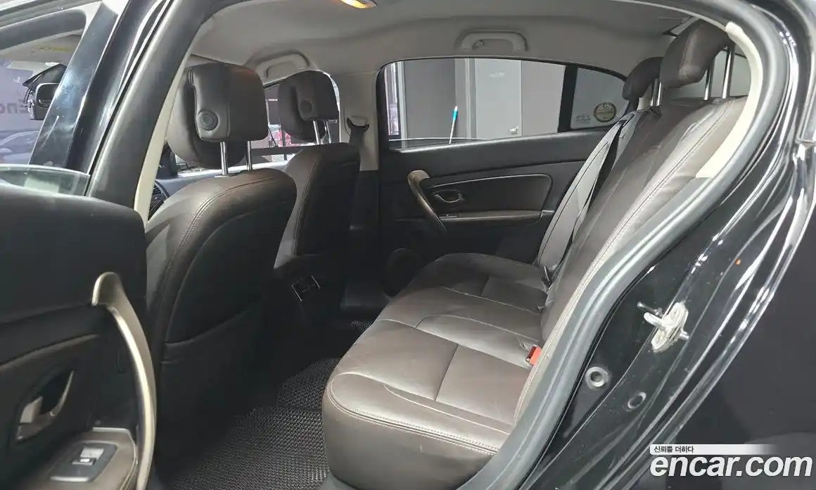 Renault SM5 2014 2.0 Автомат в Москве № 180077, фото 4