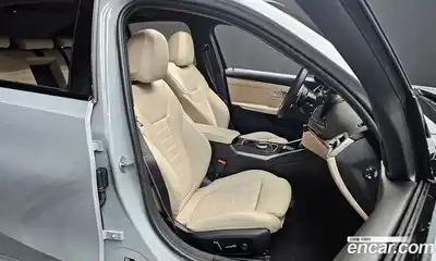 BMW 3-Series 2025 3.0 Автомат в Москве № 187147, миниатюра 7