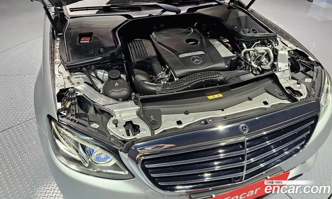 Mercedes-Benz E-Class 2019 2.0 Автомат в Москве № 193981, фото 15