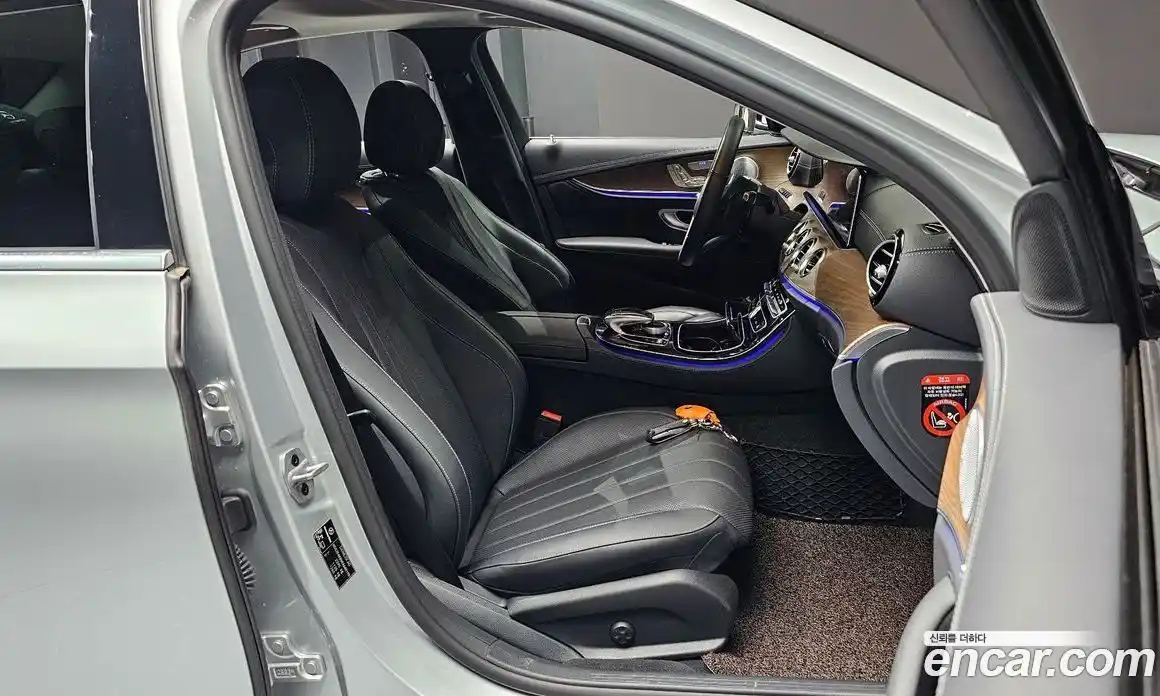 Mercedes-Benz E-Class 2019 2.0 Автомат в Москве № 193981, фото 4