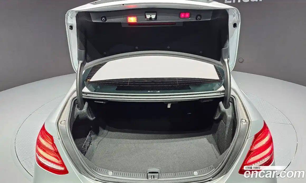 Mercedes-Benz E-Class 2019 2.0 Автомат в Москве № 193981, фото 10