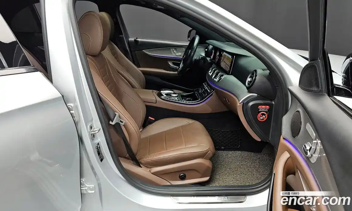 Mercedes-Benz E-Class 2020 2.0 Автомат в Москве № 194376, фото 18