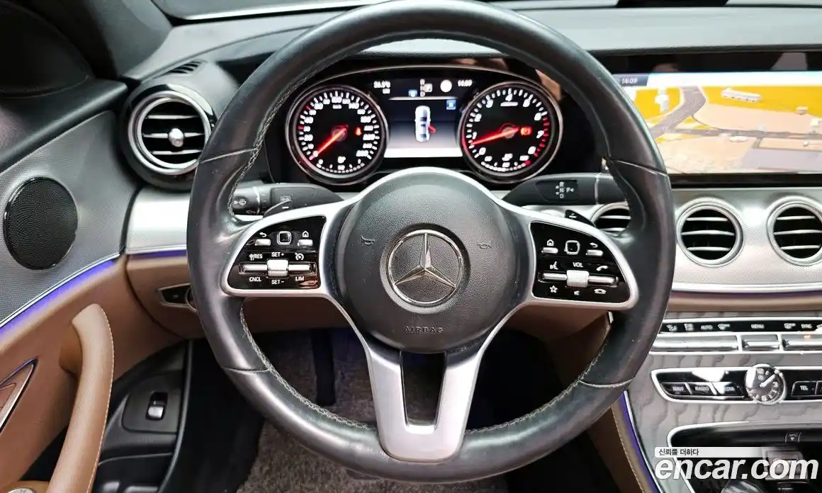 Mercedes-Benz E-Class 2020 2.0 Автомат в Москве № 194376, фото 3