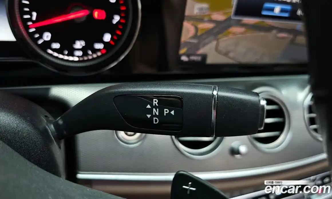 Mercedes-Benz E-Class 2020 2.0 Автомат в Москве № 194376, фото 10