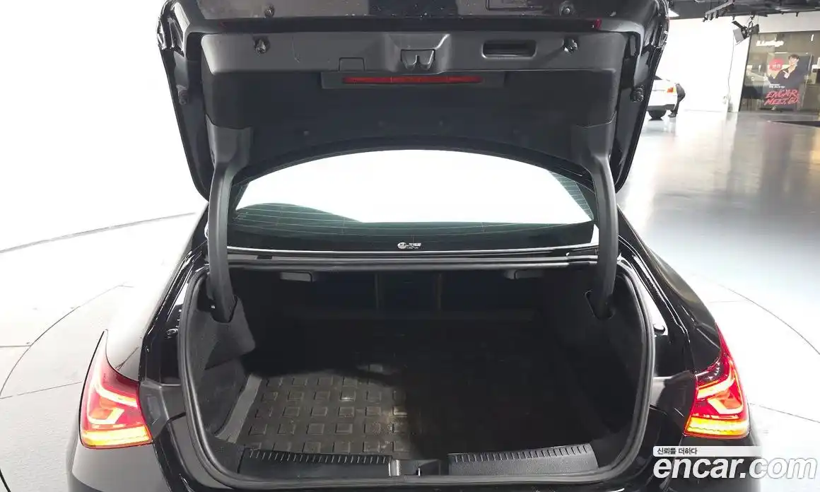 Mercedes-Benz CLA-Class 2021 2.0 Автомат в Москве № 194439, фото 11