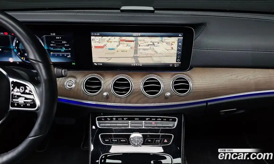 Mercedes-Benz E-Class 2019 2.0 Автомат в Москве № 195442, фото 19