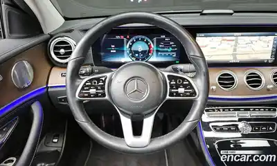 Mercedes-Benz E-Class 2019 2.0 Автомат в Москве № 195442, миниатюра 4