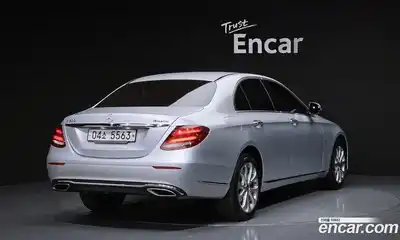 Mercedes-Benz E-Class 2019 2.0 Автомат в Москве № 195442, миниатюра 9