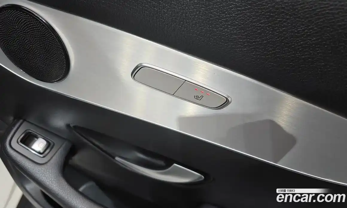 Mercedes-Benz GLC-Class 2016 2.1 Автомат в Москве № 195610, фото 11