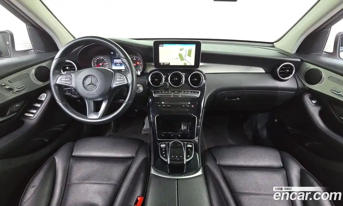 Mercedes-Benz GLC-Class 2016 2.1 Автомат в Москве № 195610, фото 15