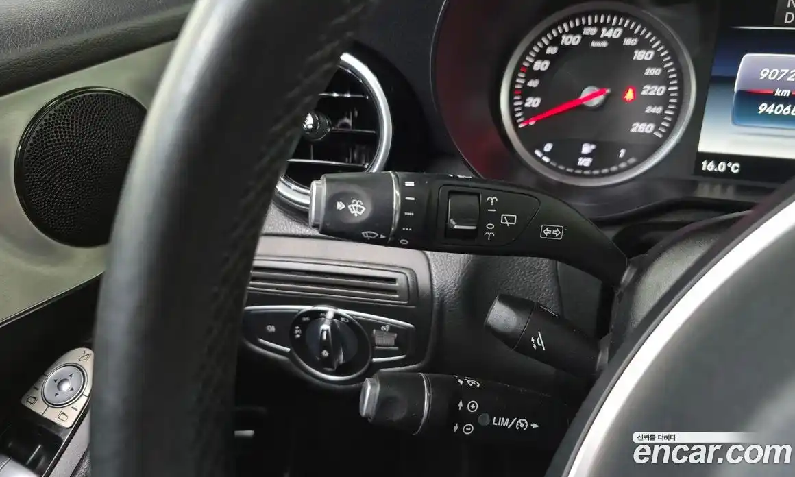 Mercedes-Benz GLC-Class 2016 2.1 Автомат в Москве № 195610, фото 6