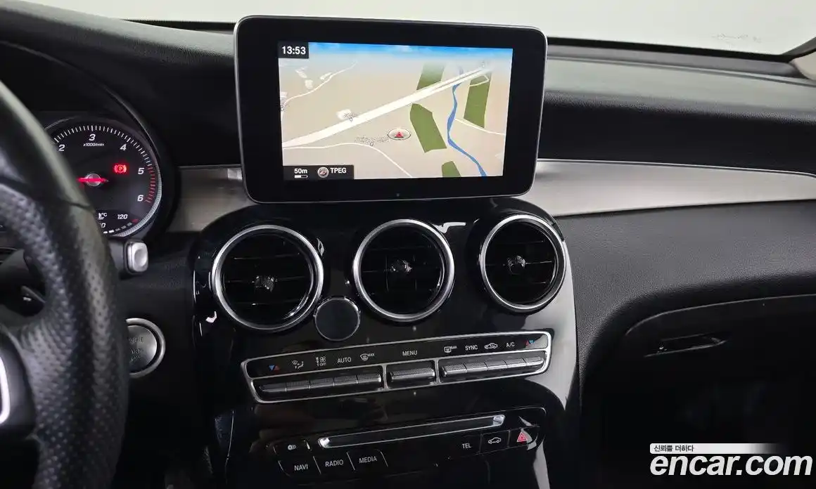 Mercedes-Benz GLC-Class 2016 2.1 Автомат в Москве № 195610, фото 7