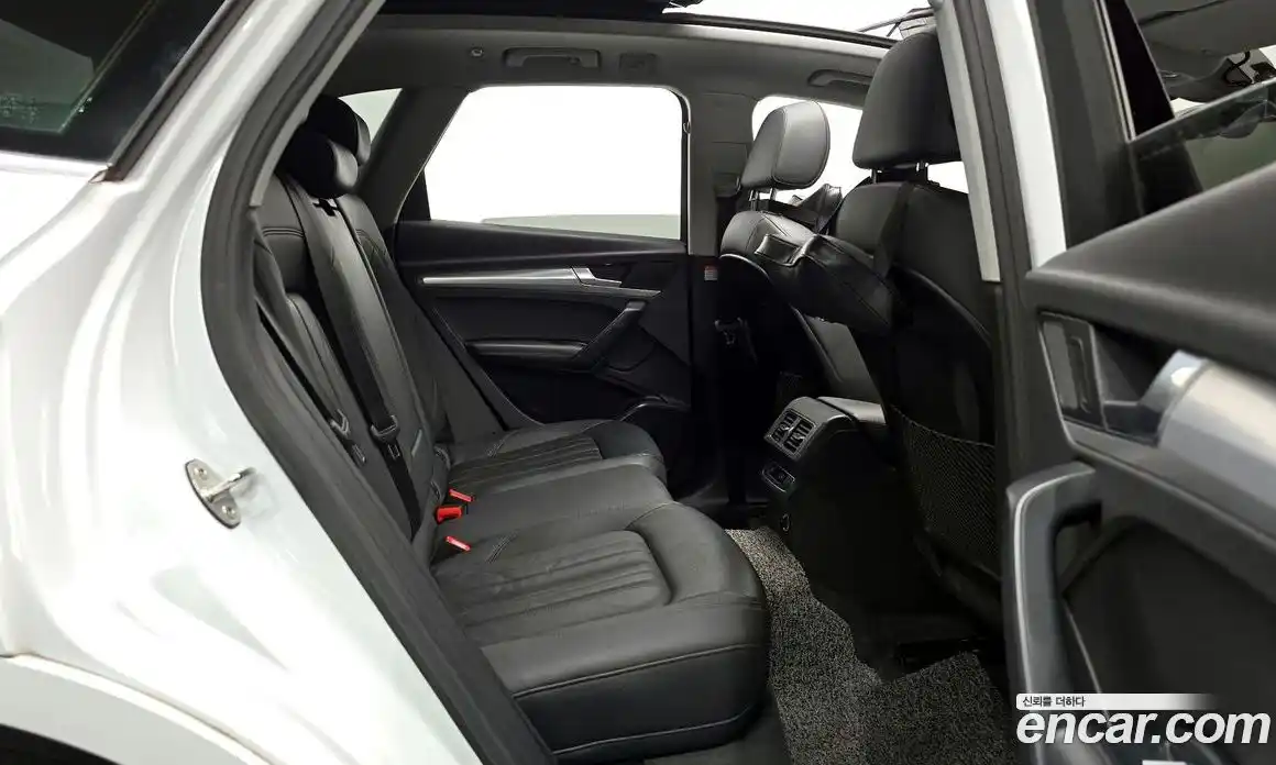 Audi Q5 2020 2.0 Автомат в Москве № 196458, фото 12