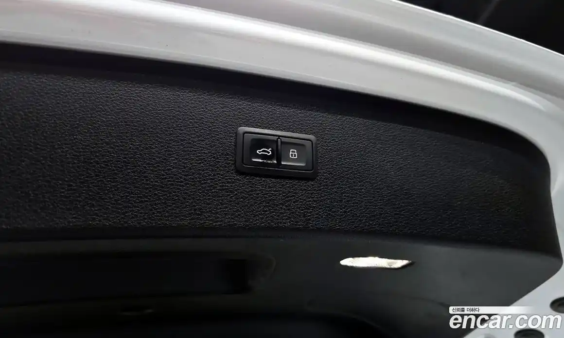 Audi Q5 2020 2.0 Автомат в Москве № 196458, фото 13