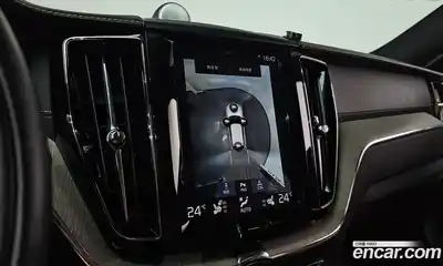 Volvo XC60 2019 2.0 Автомат в Москве № 197111, миниатюра 11