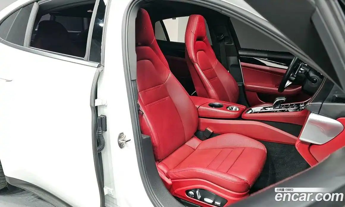 Porsche Panamera 2018 3.0 Автомат в Москве № 197284, фото 1