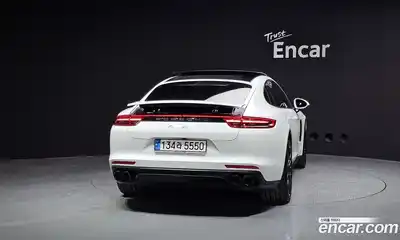 Porsche Panamera 2018 3.0 Автомат в Москве № 197284, миниатюра 11