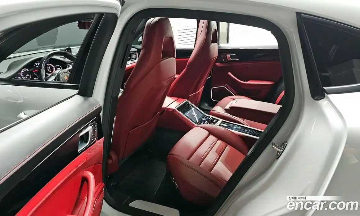 Porsche Panamera 2018 3.0 Автомат в Москве № 197284, фото 8