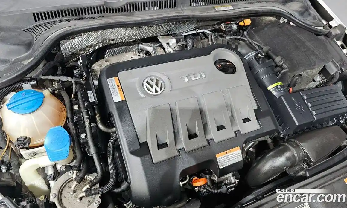 Volkswagen Jetta 2013 2.0 Автомат в Москве № 199268, фото 11