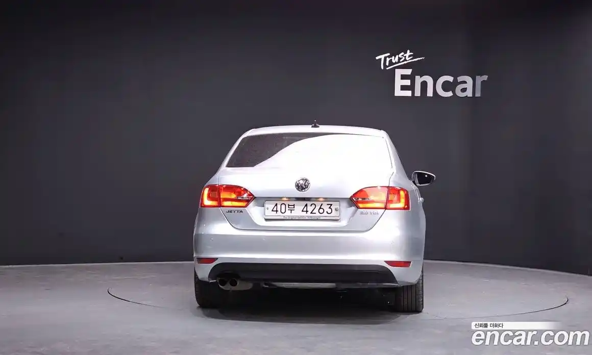 Volkswagen Jetta 2013 2.0 Автомат в Москве № 199268, фото 15