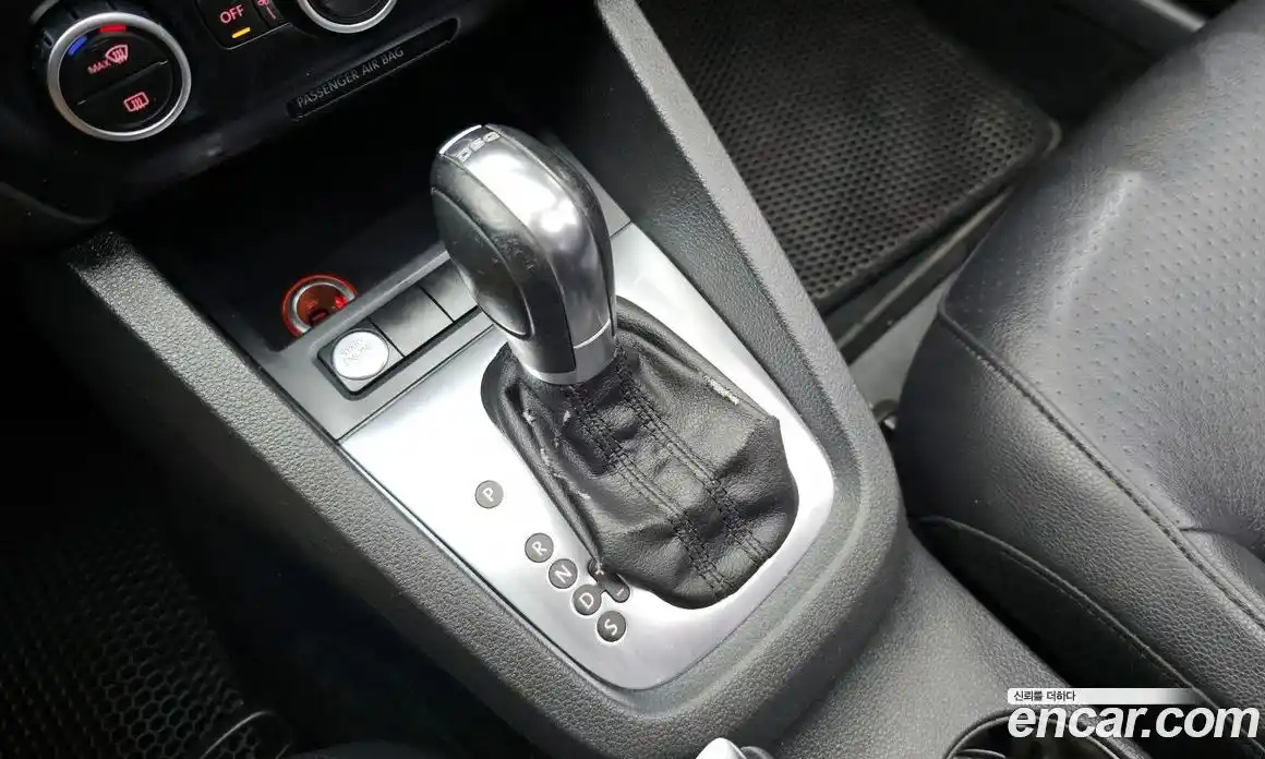 Volkswagen Jetta 2013 2.0 Автомат в Москве № 199268, фото 9