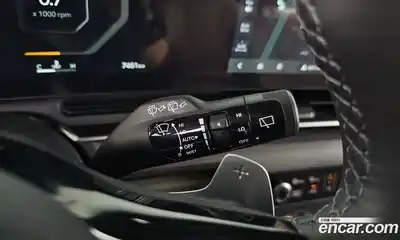 Kia Canival 2024 3.5 Автомат в Москве № 20473, миниатюра 7