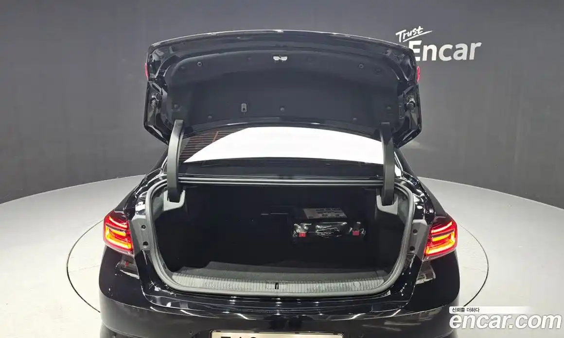 Renault SM6 2024 1.3 Автомат в Москве № 205486, фото 1