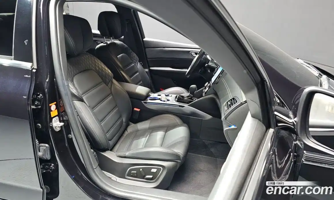 Renault SM6 2024 1.3 Автомат в Москве № 205486, фото 11