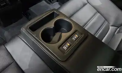 Renault SM6 2024 1.3 Автомат в Москве № 205486, миниатюра 5