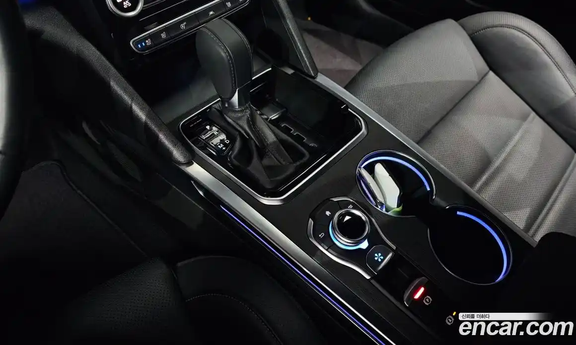 Renault SM6 2024 1.3 Автомат в Москве № 205486, фото 8