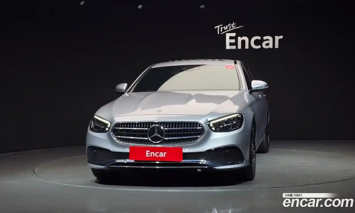 Mercedes-Benz E-Class 2021 2.0 Автомат в Москве № 206770, фото 13