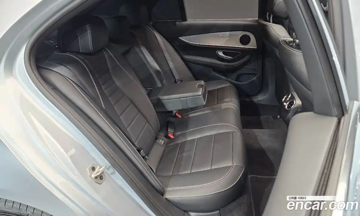 Mercedes-Benz E-Class 2021 2.0 Автомат в Москве № 206770, фото 15