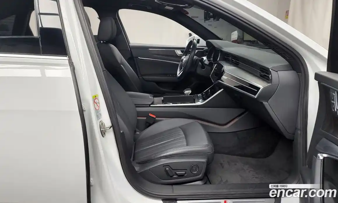 Audi A6 2020 2.0 Автомат в Москве № 212367, фото 15