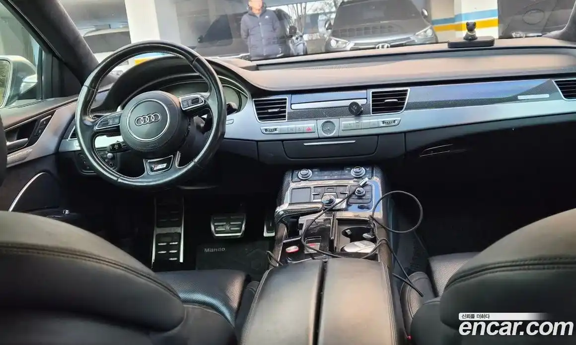 Audi S8 2016 4.0 Автомат в Москве № 212726, фото 4