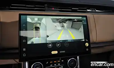 Land Rover Range-Rover 2023 4.4 Автомат в Москве № 213350, миниатюра 11