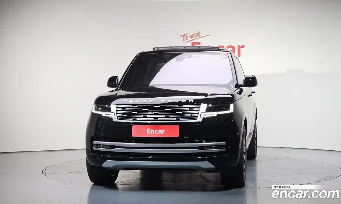 Land Rover Range-Rover 2023 4.4 Автомат в Москве № 213350, фото 4