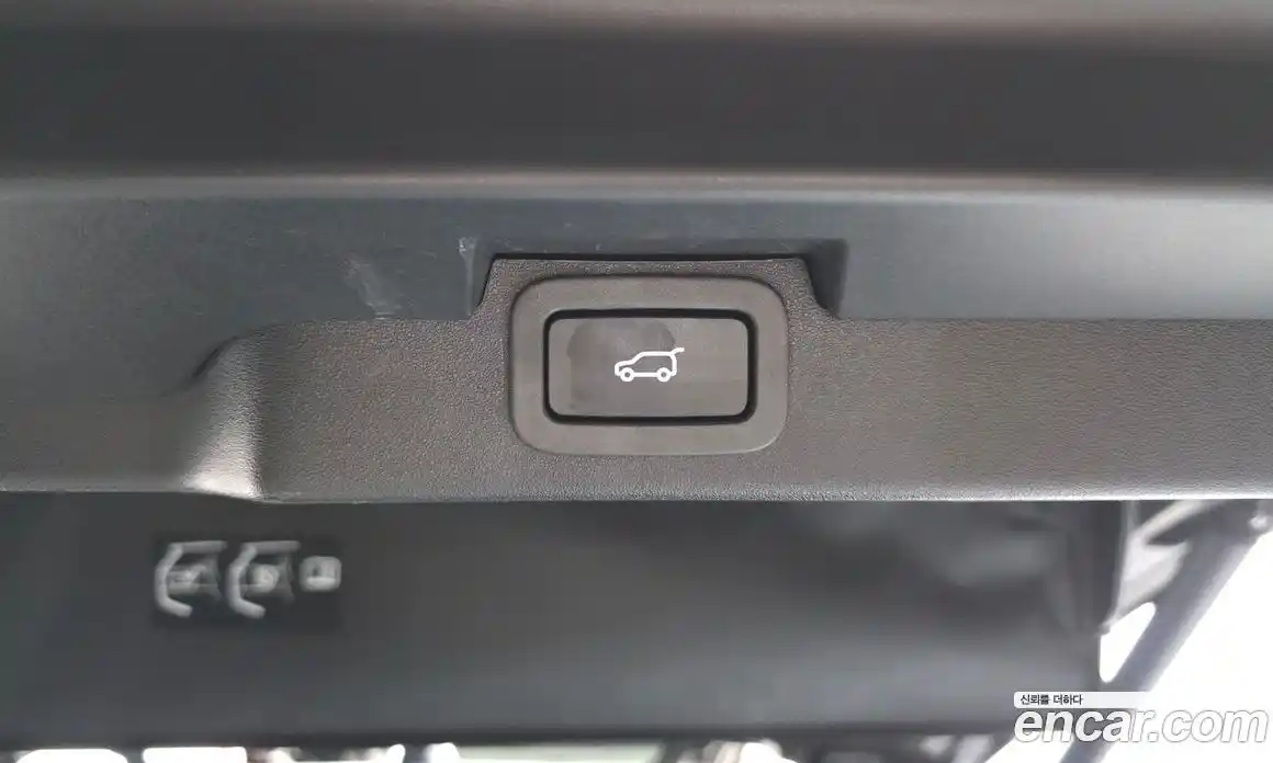 Land Rover Discovery 2018 2.0 Автомат в Москве № 213461, фото 11