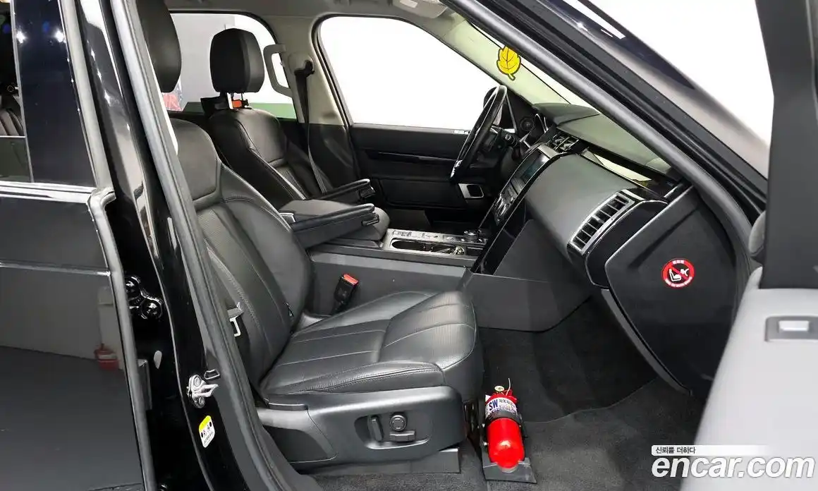 Land Rover Discovery 2018 2.0 Автомат в Москве № 213461, фото 19