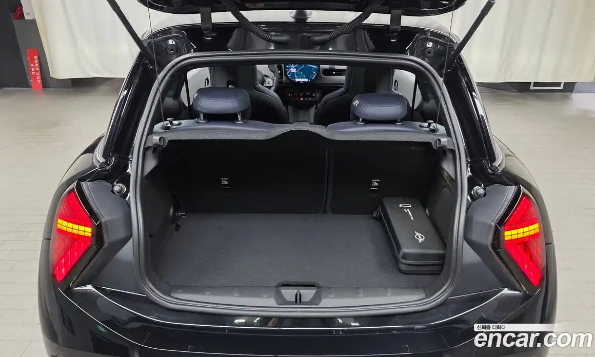 Mini Cooper 2025 2.0 Автомат в Москве № 213957, фото 12